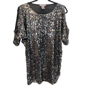 Romeo & Juliet Couture Silver Sequin Top